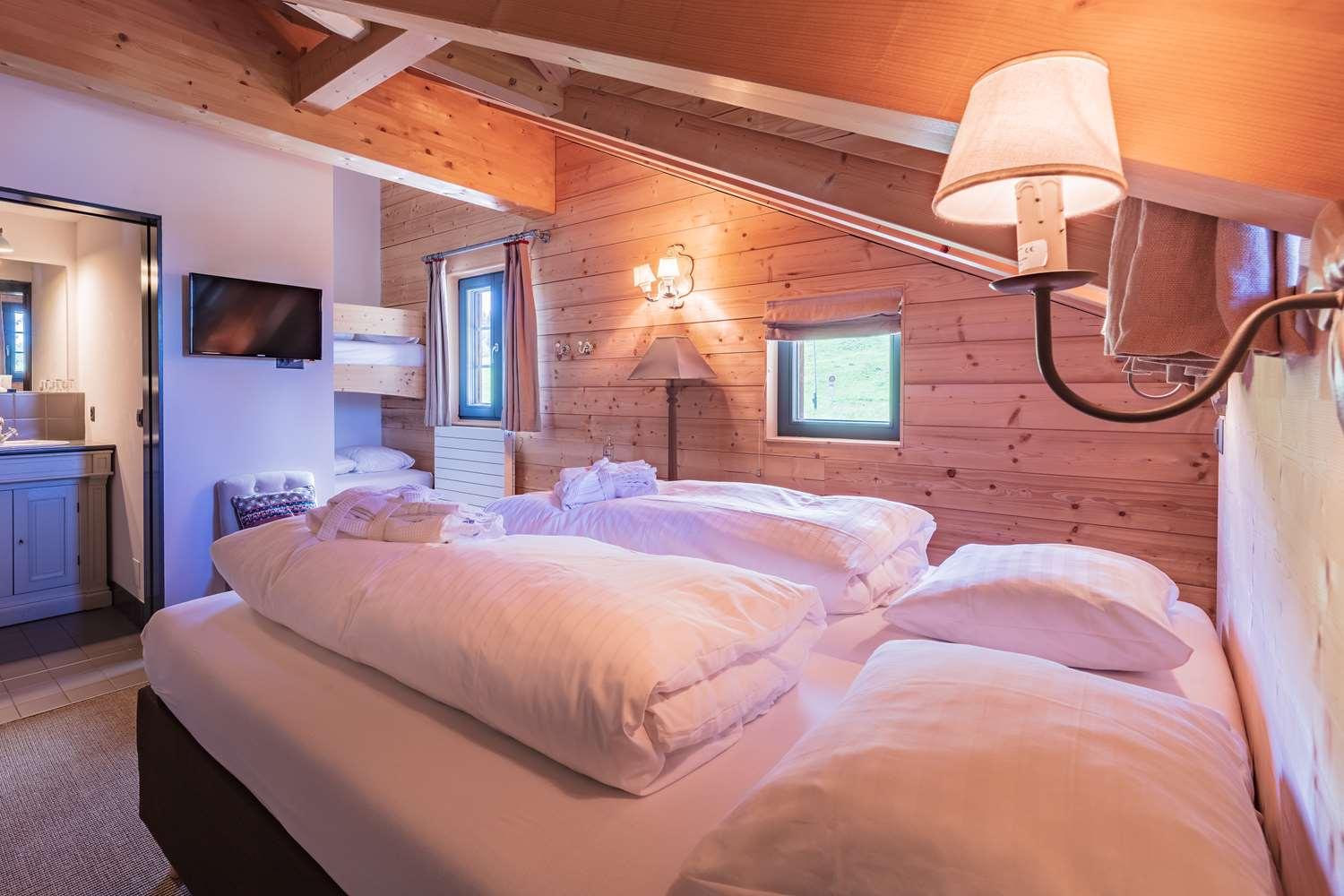 瑞德包瑞士高山小屋旅馆 茨魏西门 外观 照片