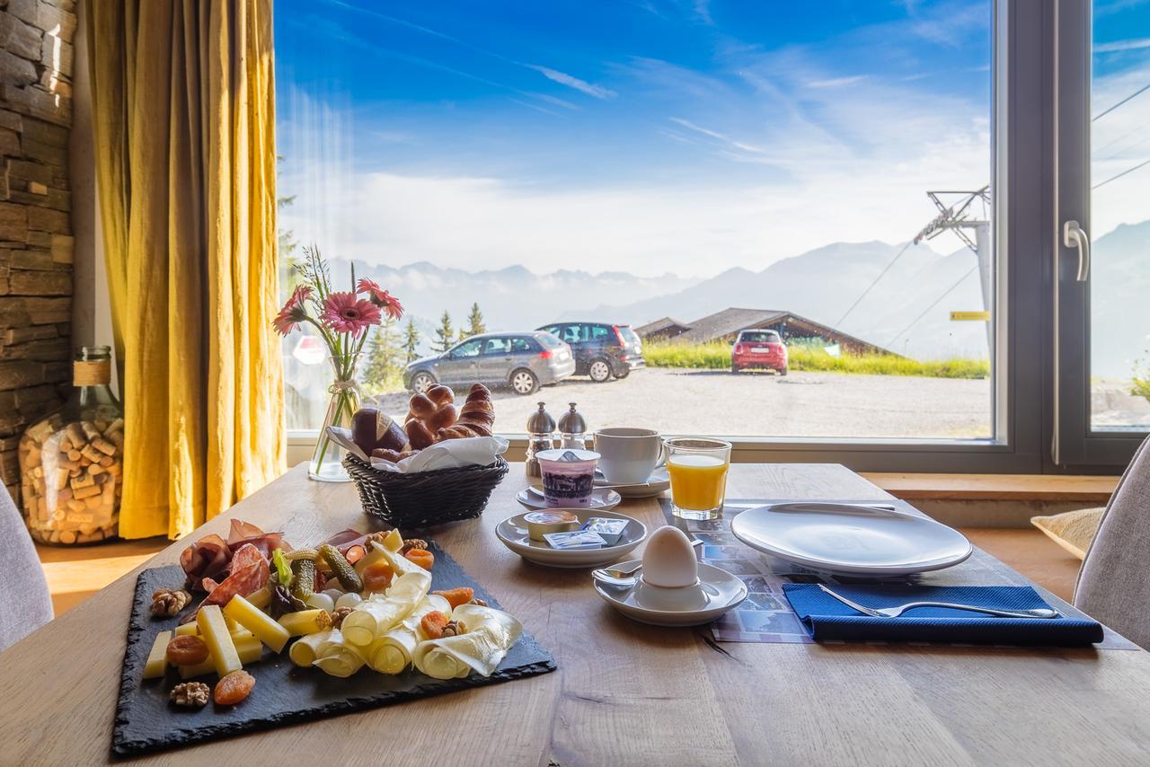 瑞德包瑞士高山小屋旅馆 茨魏西门 外观 照片